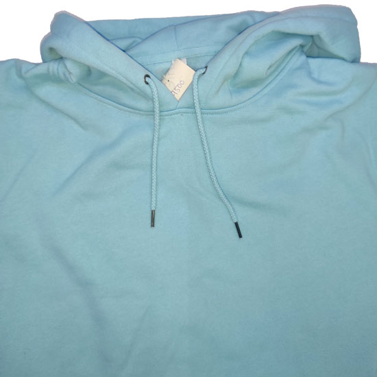 9500 Longsleeve Pullover Closeup Neck Hood